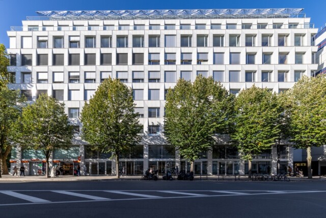 Bloom   61 rue de Bercy   Paris 12