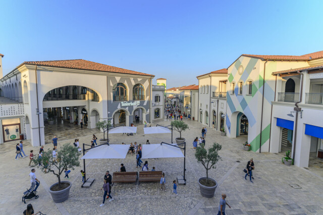 Citt&agrave; Sant'Angelo Outlet Village