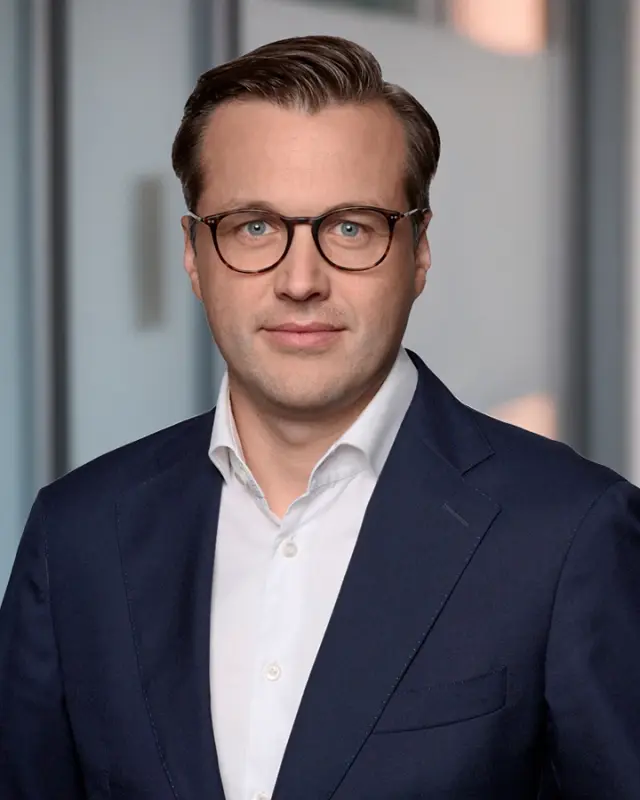 Lg portrait