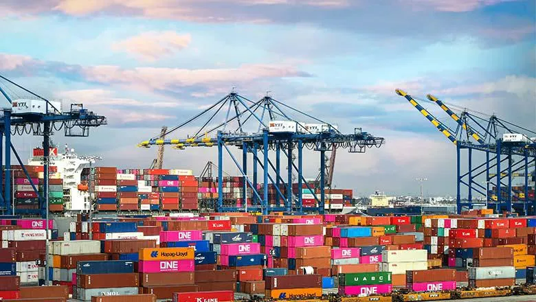 Logistics shipping