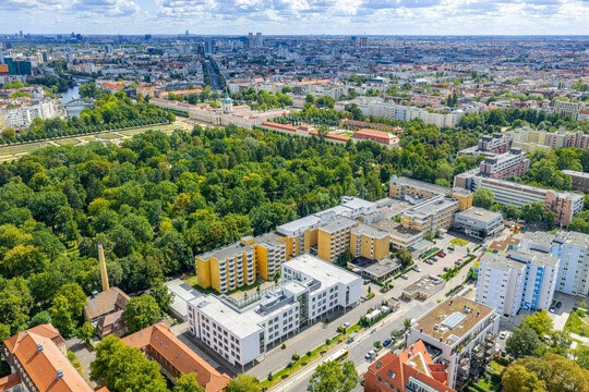Property with views of the Schlosspark and Schloss Charlottenburg