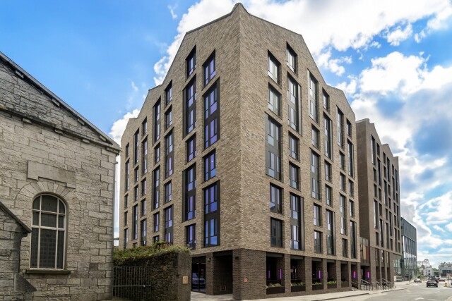 Queen Street Exterior