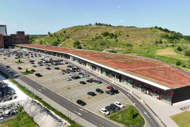 Retail Estates2