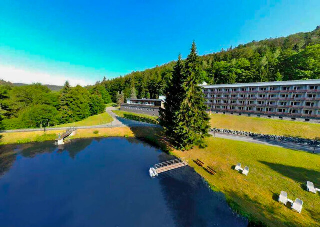 Sunday Schwarzbachtal Hideaway Resort